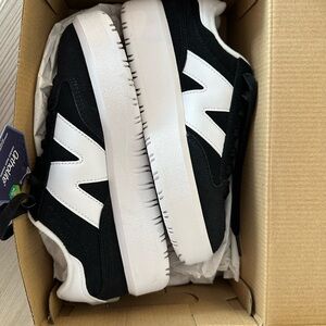 NWT New Balance CT302